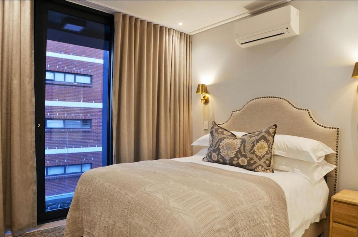 35 On Main By In Luxury Apartment *