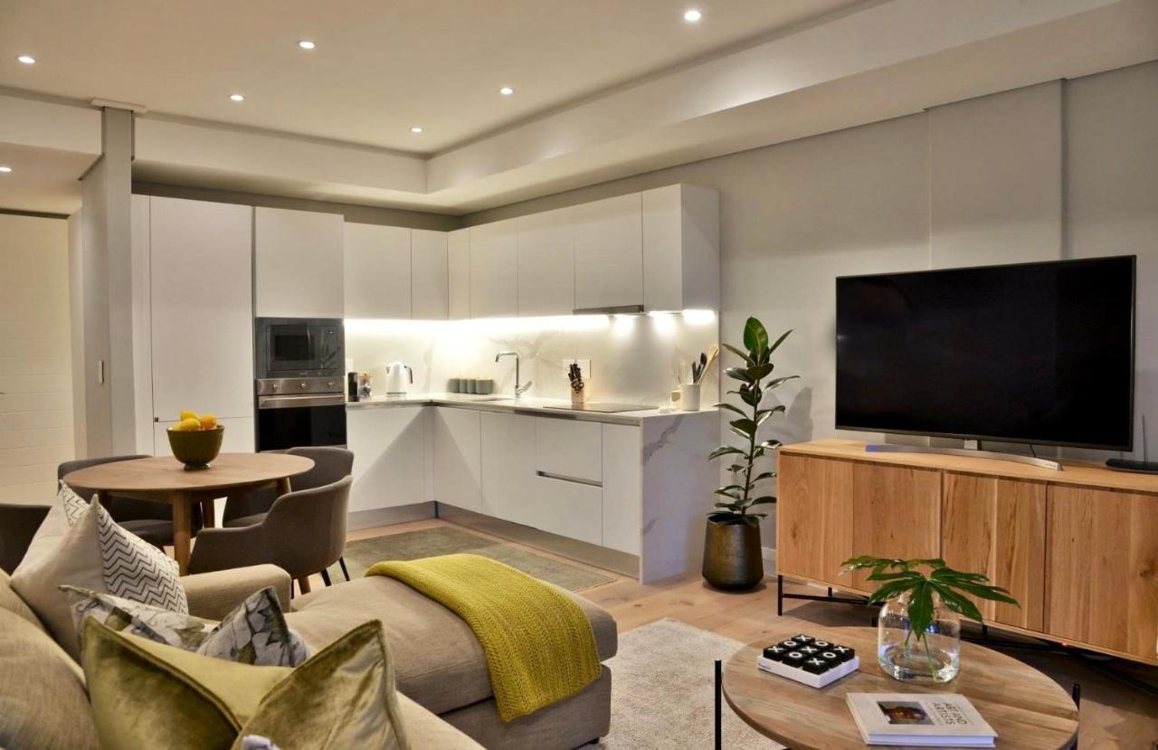 35 On Main By In Luxury * Cape Town