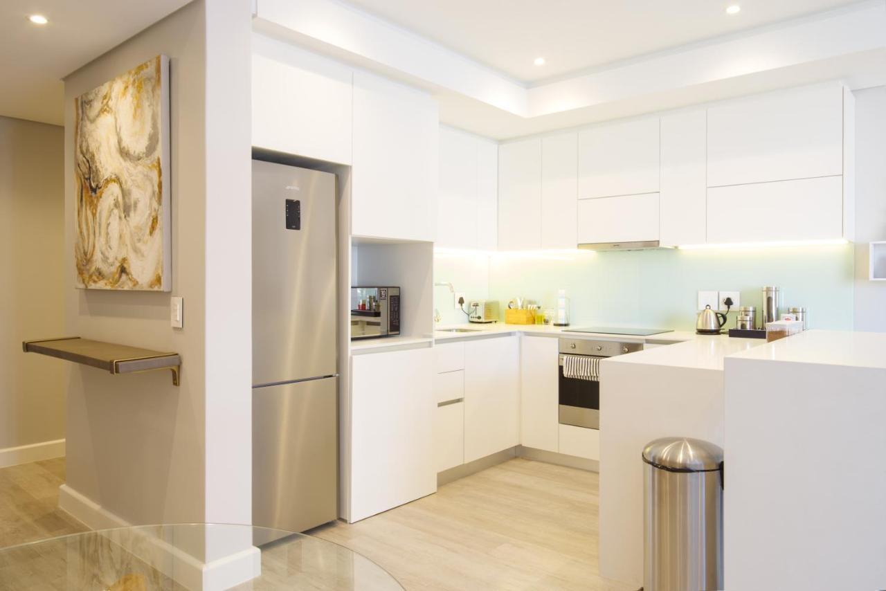 35 On Main By In Luxury Apartment