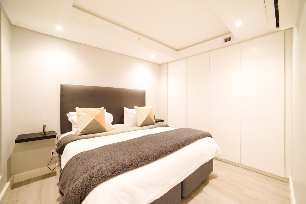 35 On Main By In Luxury Apartment Cape Town