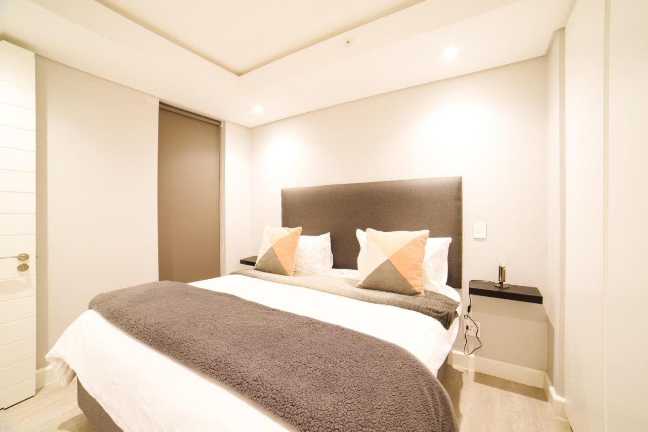 35 On Main By In Luxury Apartment