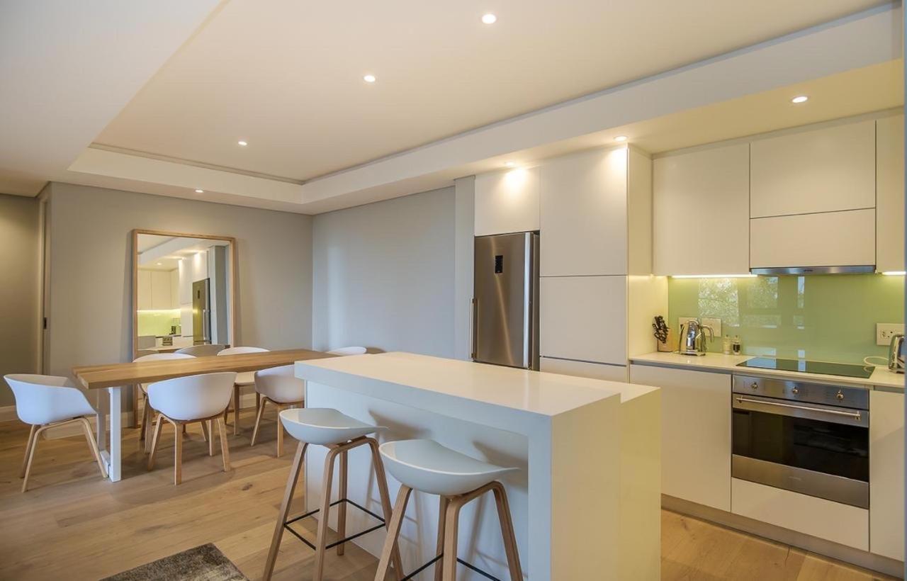 35 On Main By In Luxury Apartment *