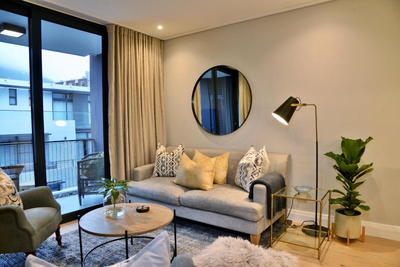 35 On Main By In Luxury * Cape Town