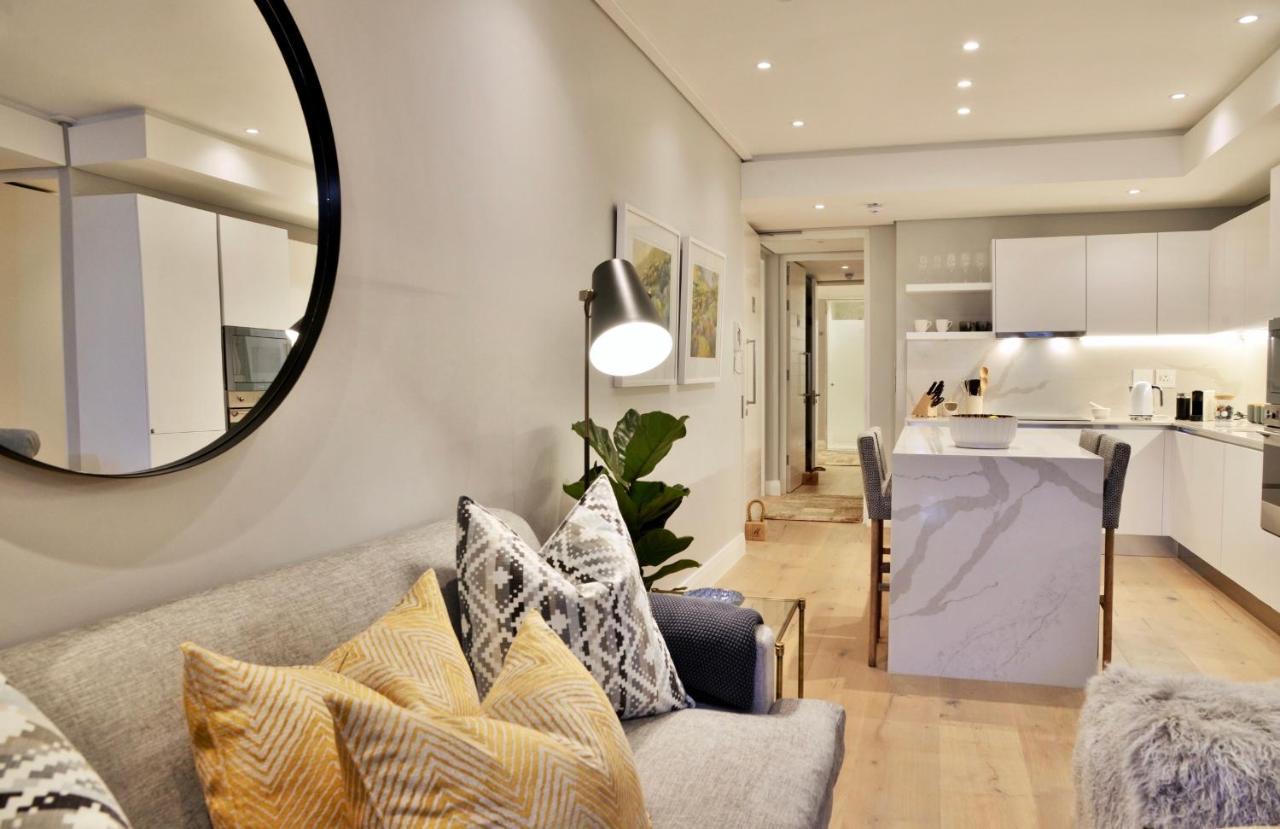 35 On Main By In Luxury Apartment Cape Town