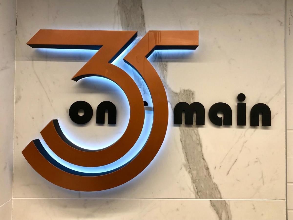 35 On Main By In Luxury